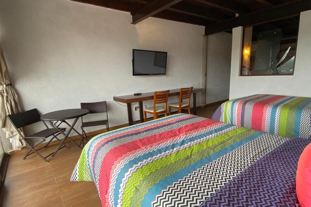 Hotel Santa Rosa Valle de Bravo Exterior photo