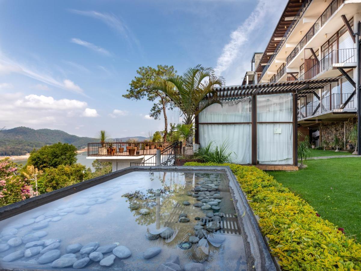 Hotel Santa Rosa Valle de Bravo Exterior photo